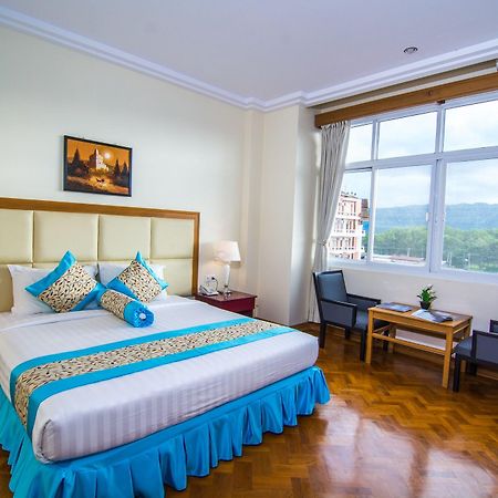 Royal Inlay Hotel Няунг Шве Екстериор снимка